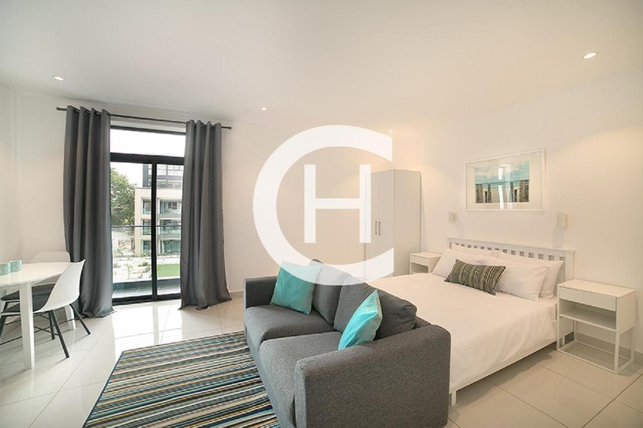 Embassy Gardens By Clifton Homes أكرا المظهر الخارجي الصورة